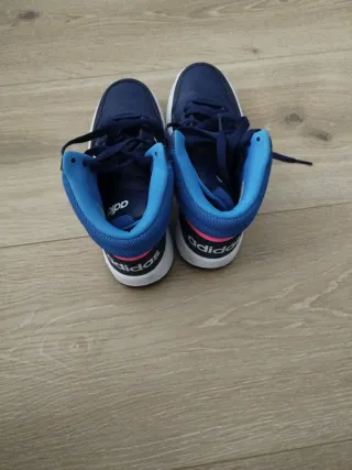 Zapatillas Adidas Altas Azul y Blanco