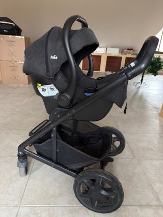 Carro trio bebé Joie