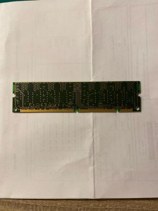 Memoria RAM Infineon SDRAM 64MB PC100