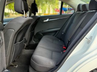 Mercedes-Benz Clase C 2012 200.000km