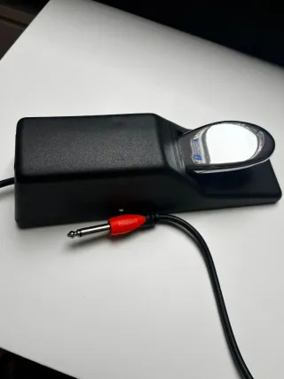 Pedale per tastiere Bespeco VM170