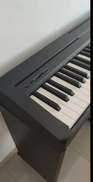 Piano Yamaha P45 B