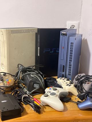 Colección Consolas Xbox 360 y PS2 + Accesorios