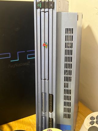 Colección Consolas Xbox 360 y PS2 + Accesorios