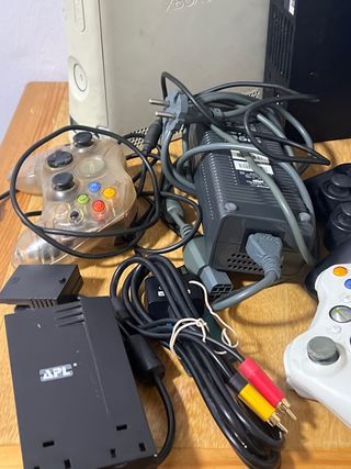 Colección Consolas Xbox 360 y PS2 + Accesorios
