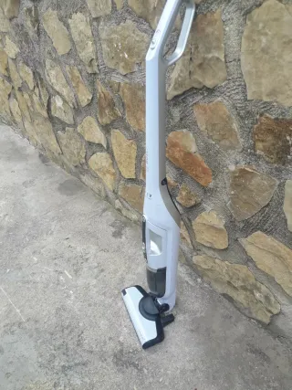 Aspiradora Bosch BBH32551 25.2V