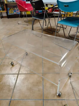 Pareja mesas auxiliares metacrilato