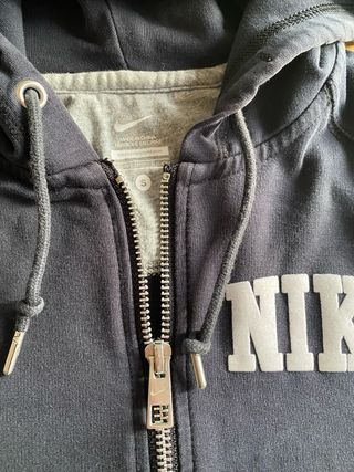 Sudadera Nike con capucha azul