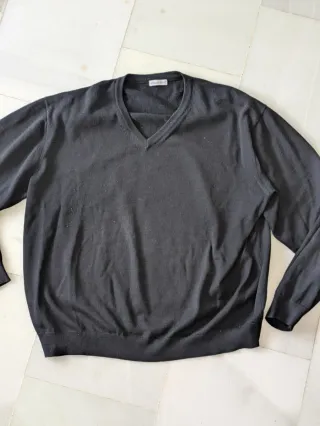 Jersey Emidio Tucci Negro Cuello Pico
