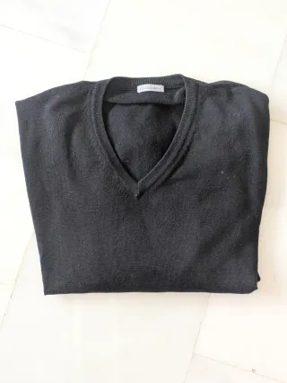 Jersey Emidio Tucci Negro Cuello Pico