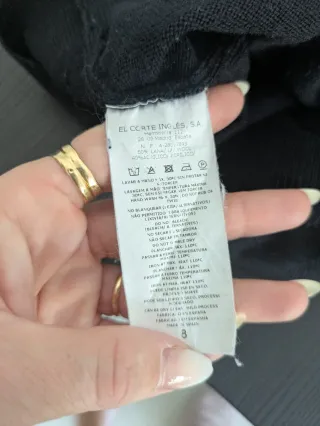 Jersey Emidio Tucci Negro Cuello Pico