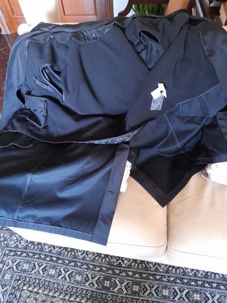 Gabardina Negra Clerical