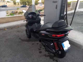 Piaggio MP3 350 LT Sport Negra