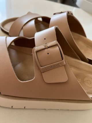 Sandalias Genuins Beige