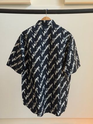Camisa Balenciaga Scribble Logo