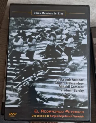 10 DVDs. Un DVD 1.50 euros. Los 10 dvd a 10 euros