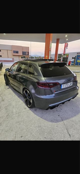 Audi RS3 2015
