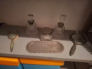 Conjunto tocador cristal y metal