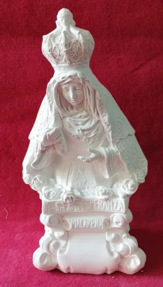 Figura Virgen Esperanza Macarena