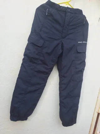 Pantalón de nieve infantil John Smith. Talla 12.