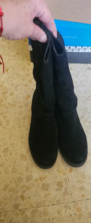 Botas de ante negras