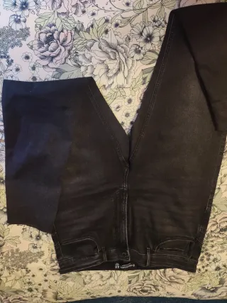 Vaquero Push Up Stradivarius Negro