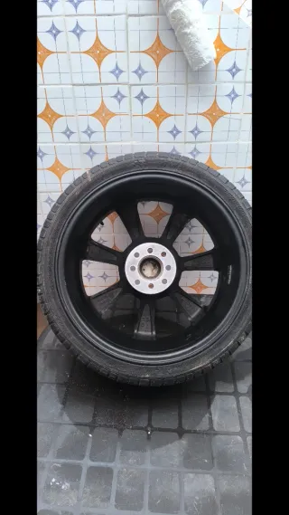 Llantas Momo Predator 4x100 y 4x108
