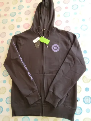 Sudadera Quiksilver original a estrenar.