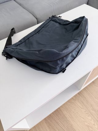 Bolso bandolera Eastpak gris