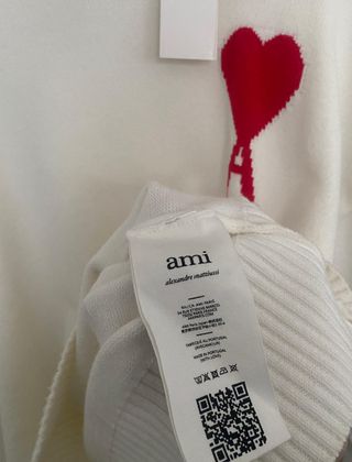 Jersey Ami Paris Corazón Rojo Beige