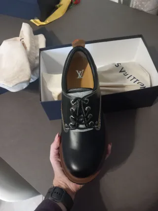 Scarpe Louis Vuitton Nere e Marroni