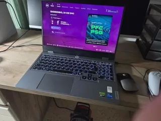 Portátil Gaming Lenovo Negro/Gris