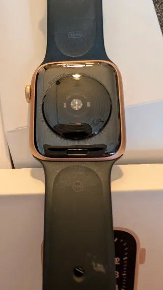 Apple Watch SE 44mm Oro y Negro