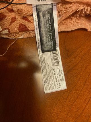 Pañuelo/Fular Mango (MNG) - Nuevo con etiqueta