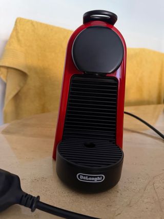 Macchina da caffè Nespresso De'Longhi Rossa