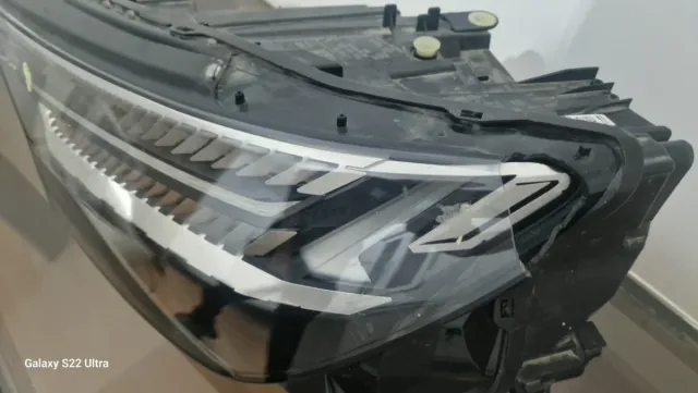 Faro Matrix Audi Q4 E Tron Izquierdo