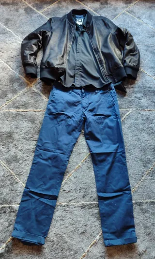 Conjunto Pantalón chino, camisa y bomber