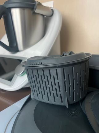 Thermomix TM6. Seminueva, prácticamente sin uso