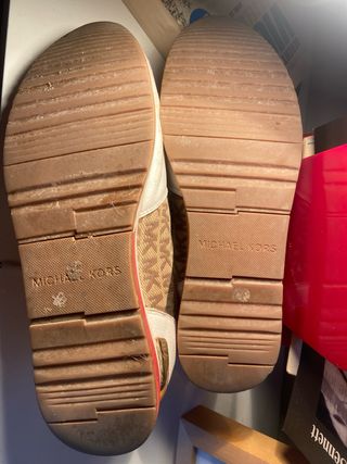 Zapatillas Michael Kors Marrón/Blanco y granate