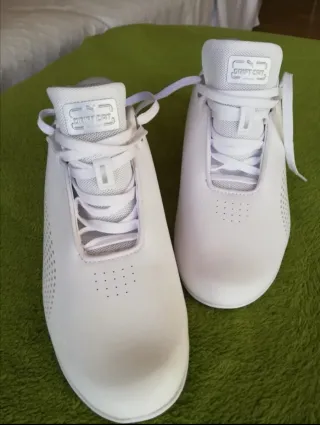 Zapatillas Puma Ferrari Blancas y Rojas