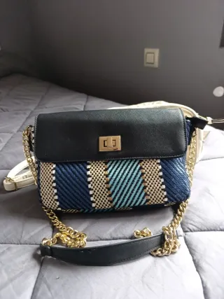 Bolso de mujer negro y multicolor