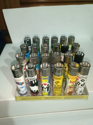 Set 24 accendini Clipper