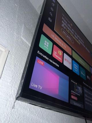Televisor LG 50” 4K UHD WebOS + soporte de pared