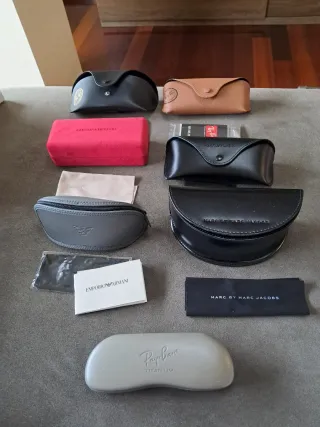 Set di custodie per occhiali Ray-Ban, CH, Armani