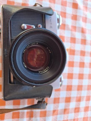 Cámara Analógica Zenit E + Objetivo