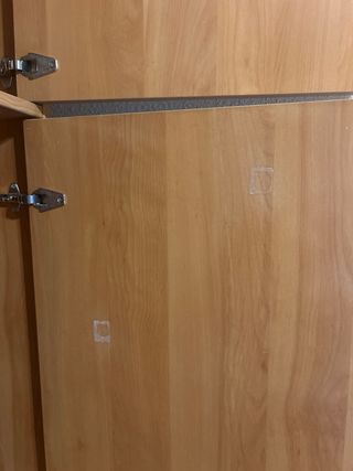 Armario de madera para dormitorio