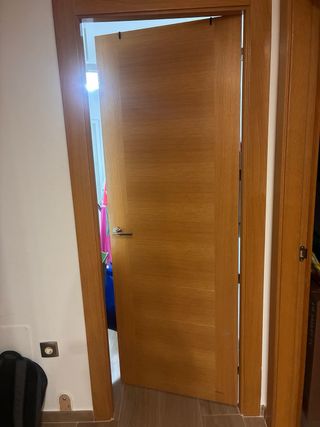 Lote 6  puertas de roble macizo nuevas