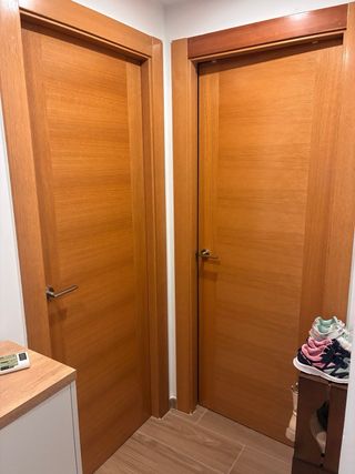 Lote 6  puertas de roble macizo nuevas