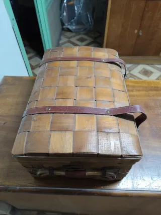 Cesta de picnic de mimbre