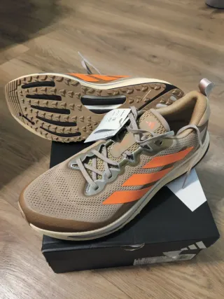 Zapatillas Adidas Supernova Rise Beige/Naranja